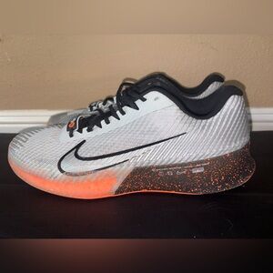 Nike Court Air Zoom Vapor 11 premium Pure Platinum Black Crimson size  15